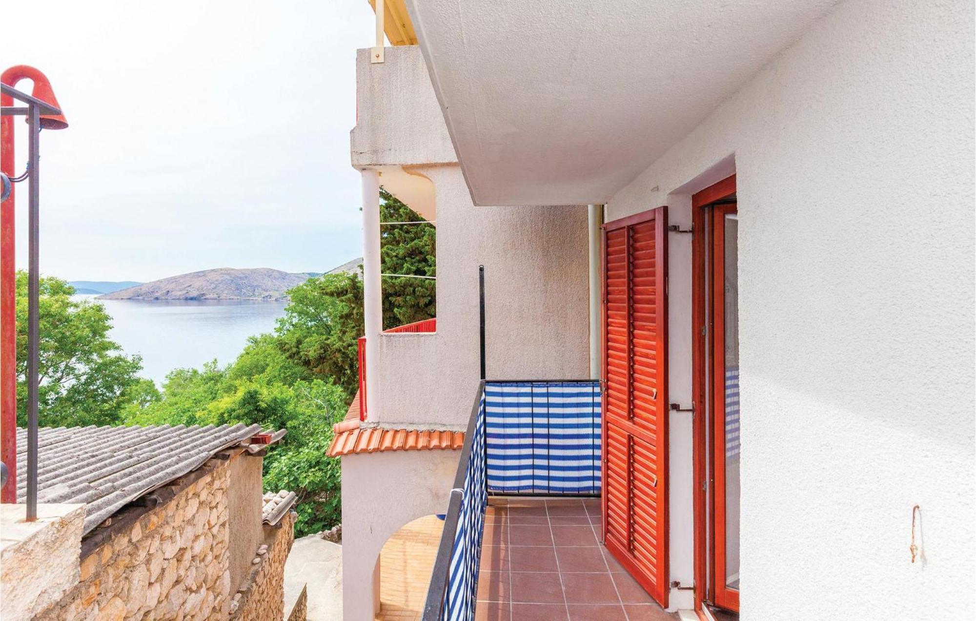 Stunning Home In Punat With Kitchen Stara Baska Bagian luar foto